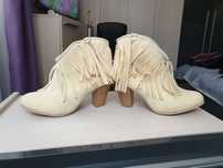 Botine marimea 38