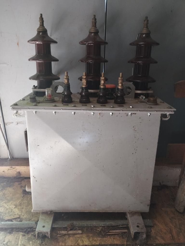 Vând transformator electric înaltă tensiune