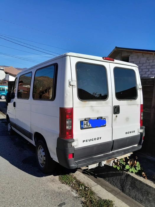 PEUGEOU boxer 2.0 8 locuri