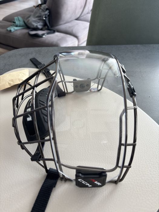 Хокейна маска CCM