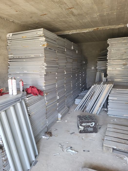 Polițe metalice depozitare