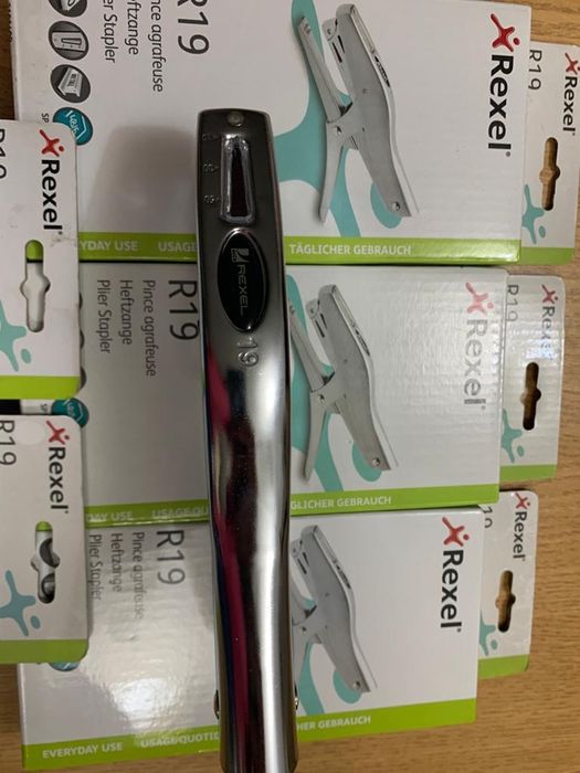 Capsator manual de birou Rexel R19