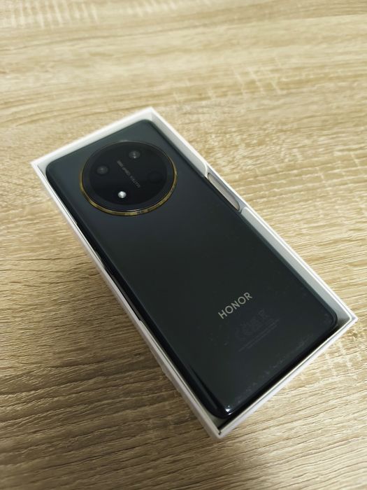 Vând Honor Magic7 lite