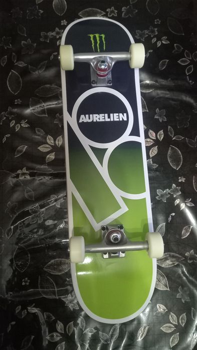 Кастомный скейтборд