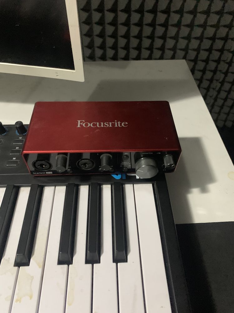 Звуковая карта Focusrite Scarlett 2i2 3gen