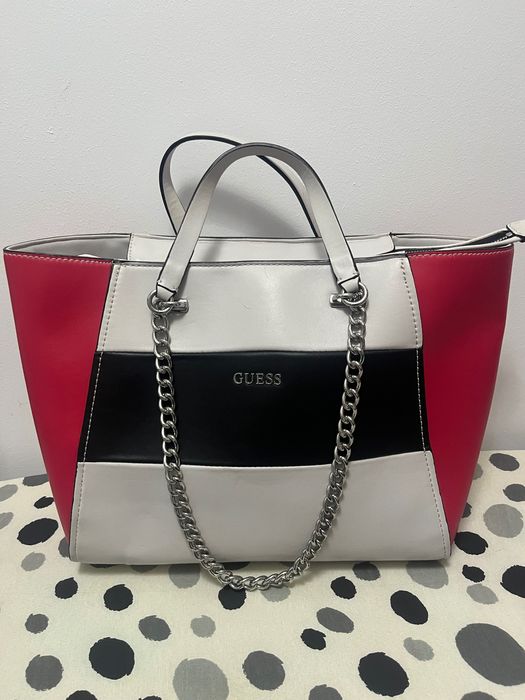 Guess geanta de mana