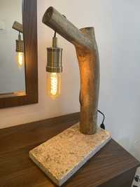 Дървени настолни лампи