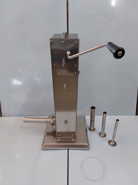 Електрическа пълначка.Ръчна пълначка.Електрически месомелачки с мотор