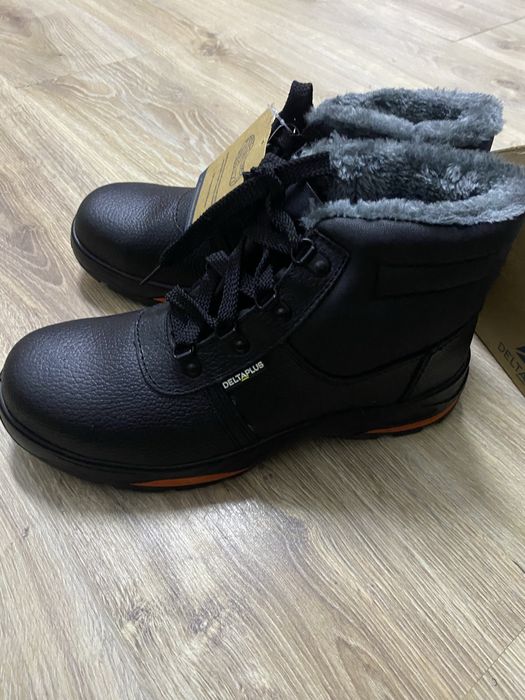 Зимние спец ботинки