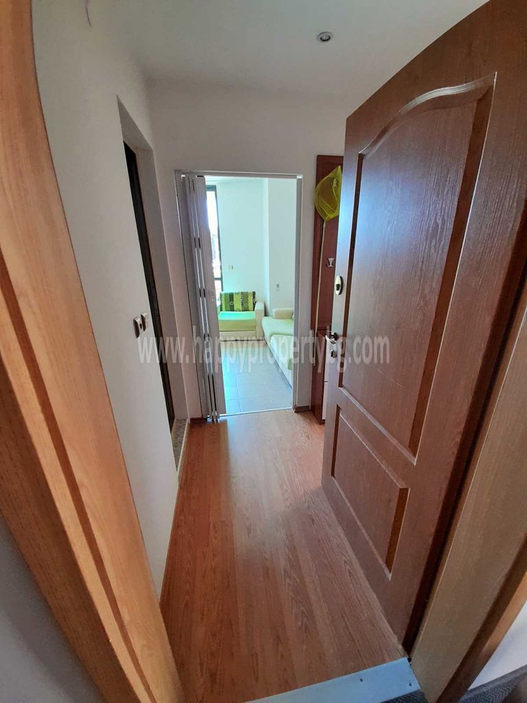 Продава се Двустаен апартамент в к.к. Слънчев бряг - 80 кв.м за 775 €/кв.м - Снимка #4