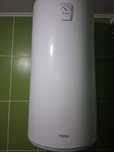 Vând boiler electric
