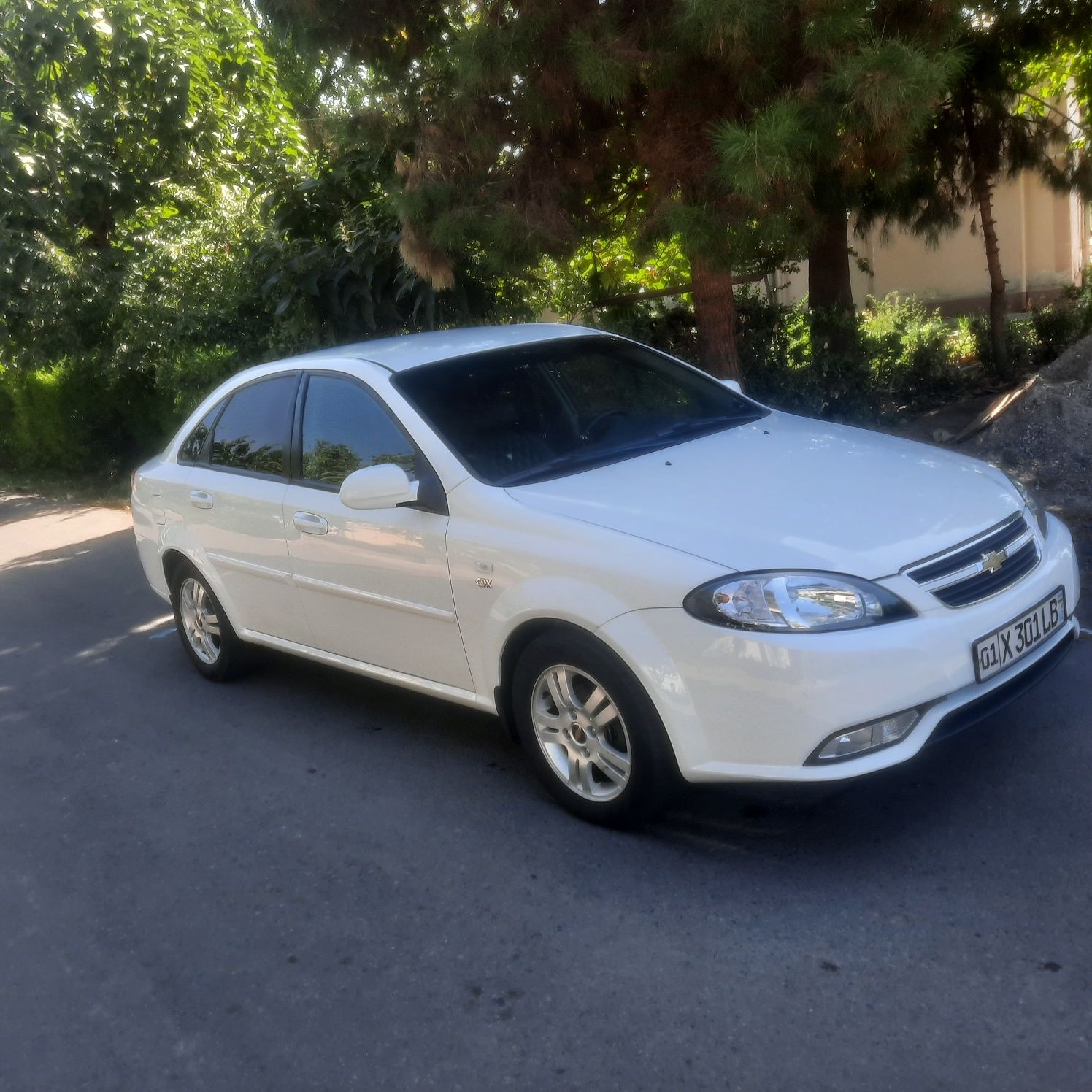 Подаётся срочно Lacetti /Gentra 1.8 8500$