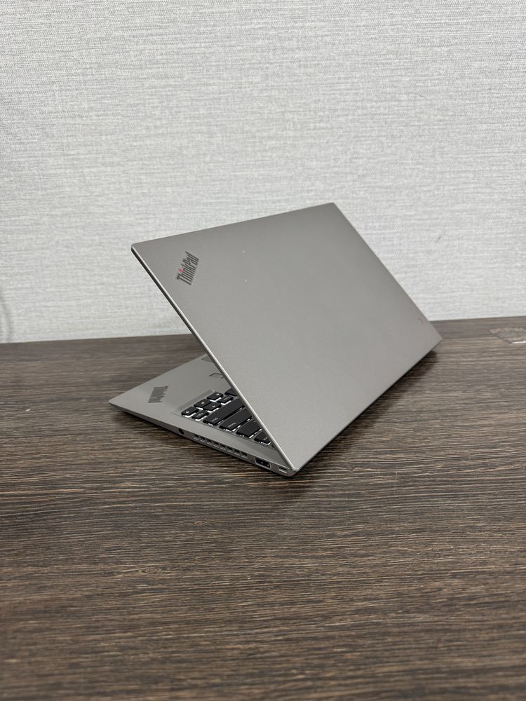 8-Ядерный Lenovo ThinkPad intel Core i7 IPS Сенсорный Дисплей! Идеал!