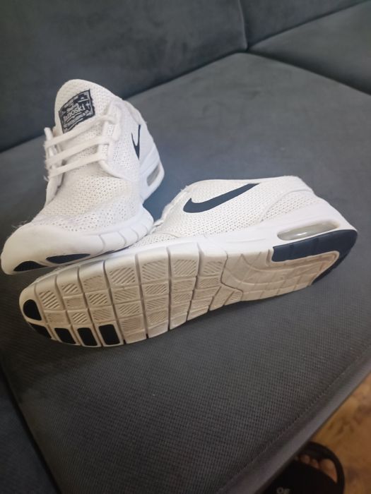 Оригинални маратонки Nike  N43-27.5см
