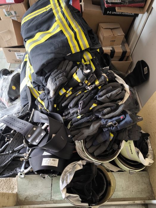 Echipament individual protectie complet pompieri svsu spsu isu psi