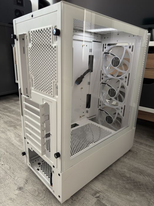 Carcasa PC View 200 TG ARGB Mid Tower