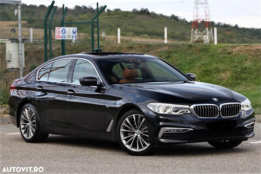 BMW Seria 5 G30 520d 190cp Luxury HUD Led Trapa Piele LiveCockpit