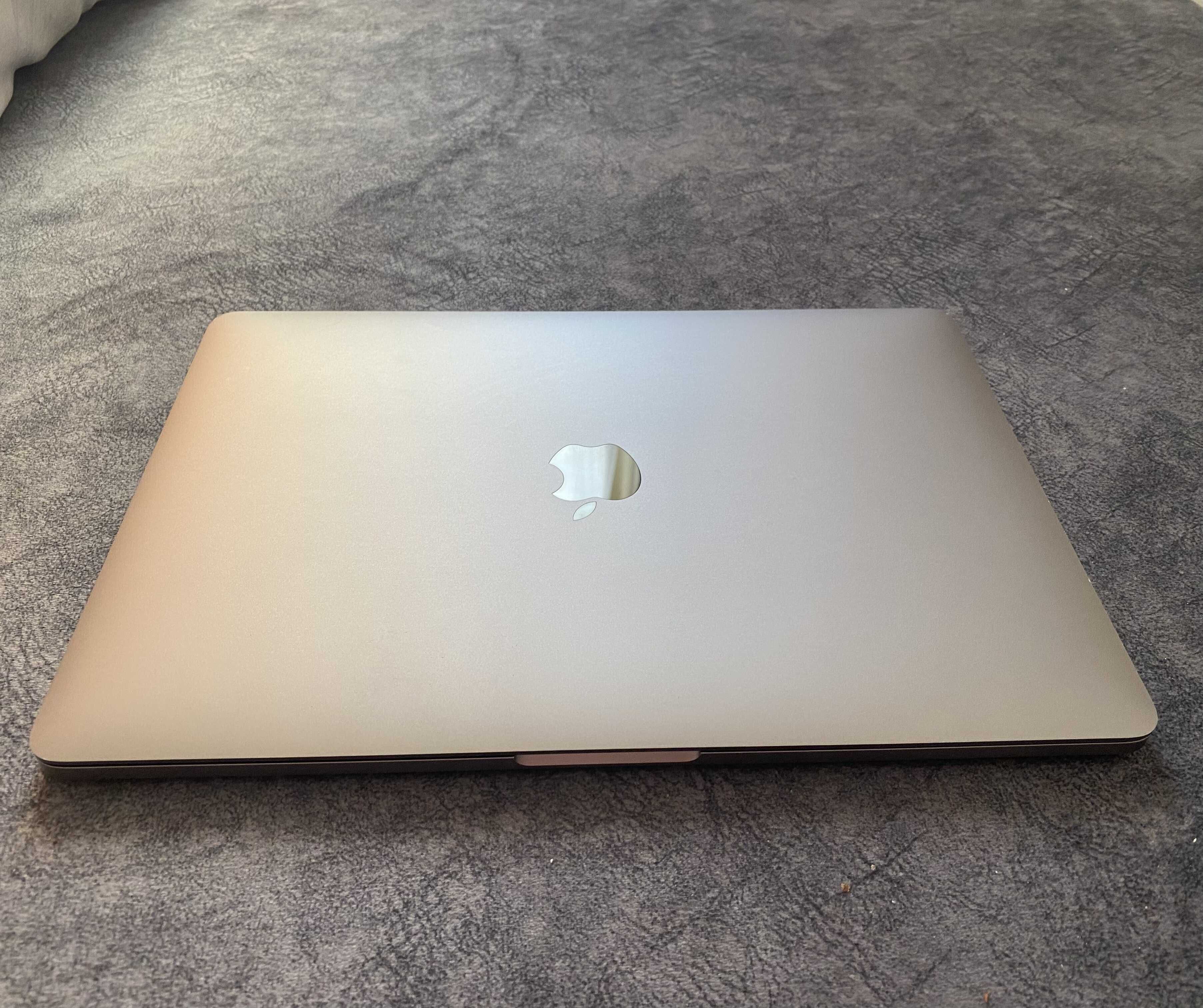 MacBook 13 i5 2017
