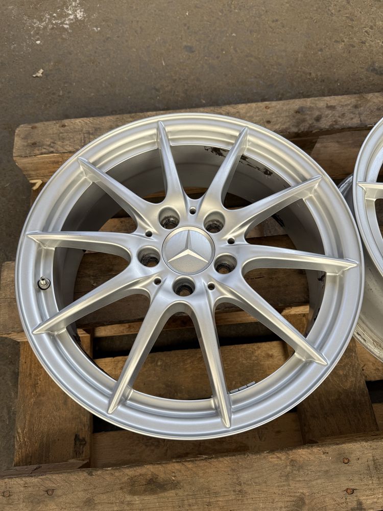 Jante originale Mercedes A klasse B klasse C klasse CLA GLA BLB pe 17