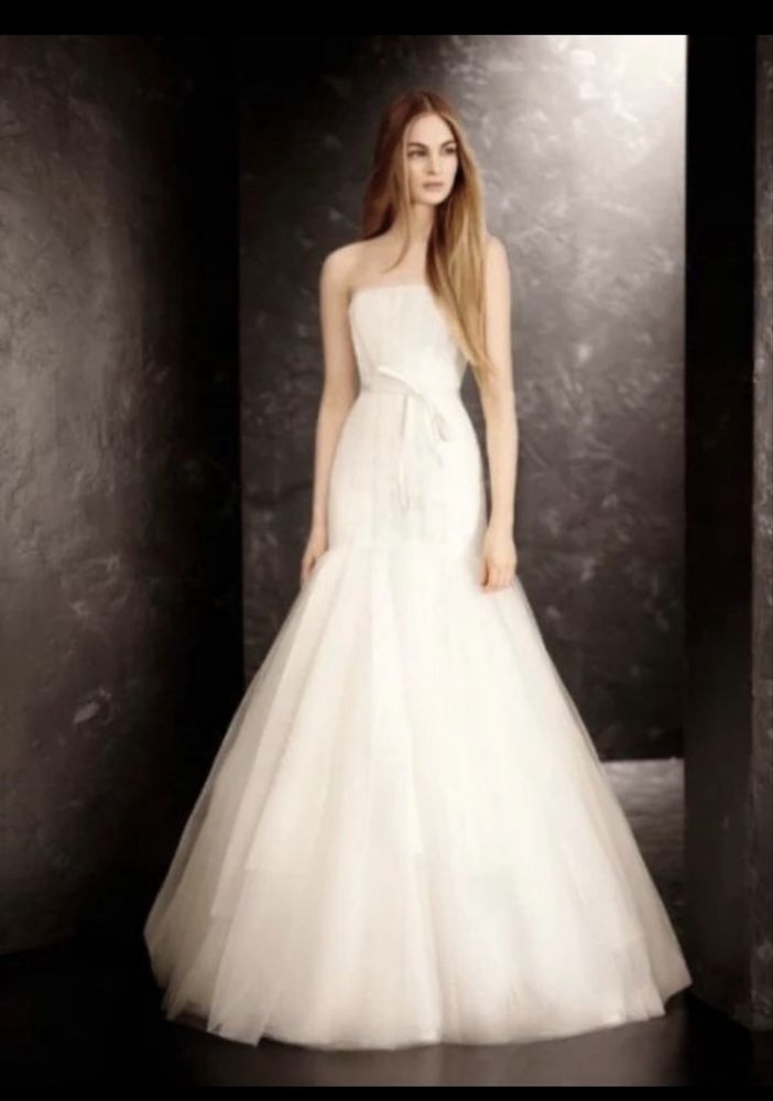 Rochie mireasa Vera Wang