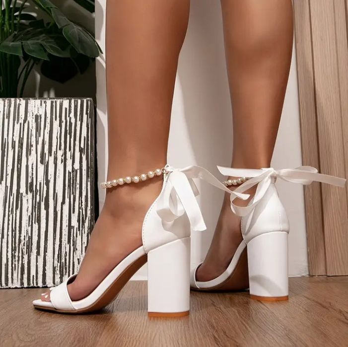 Sandale elegante mărimea 37