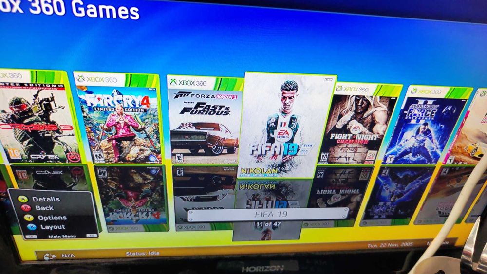 Xbox360 e, modat, 320gb hdd, GTA5, Fifa 19, Ufc, 47 jocuri