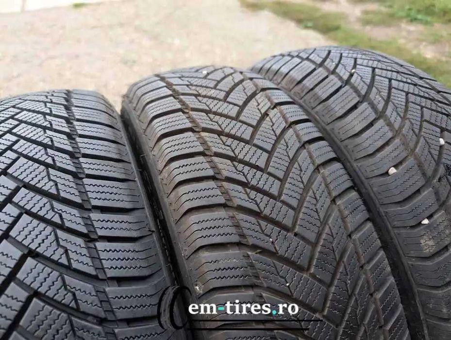 SET 4 Anvelope Iarna 175/70 R14 TOURADOR Wintre Pro TS1 88T
