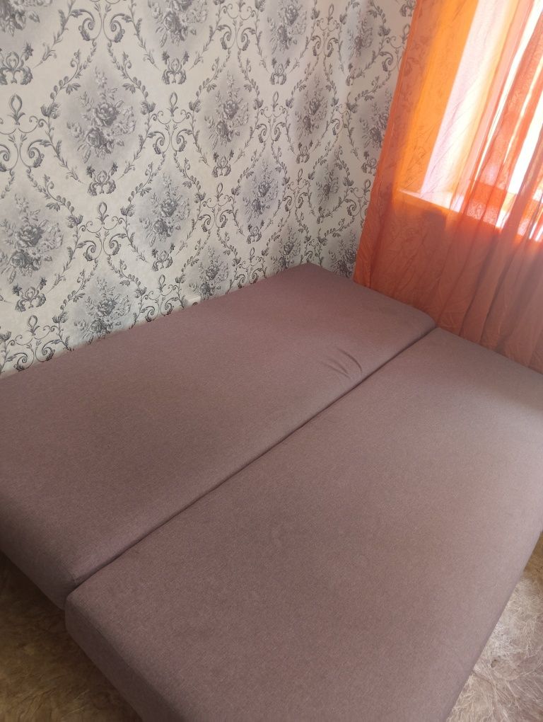 Продам диван Лореэна