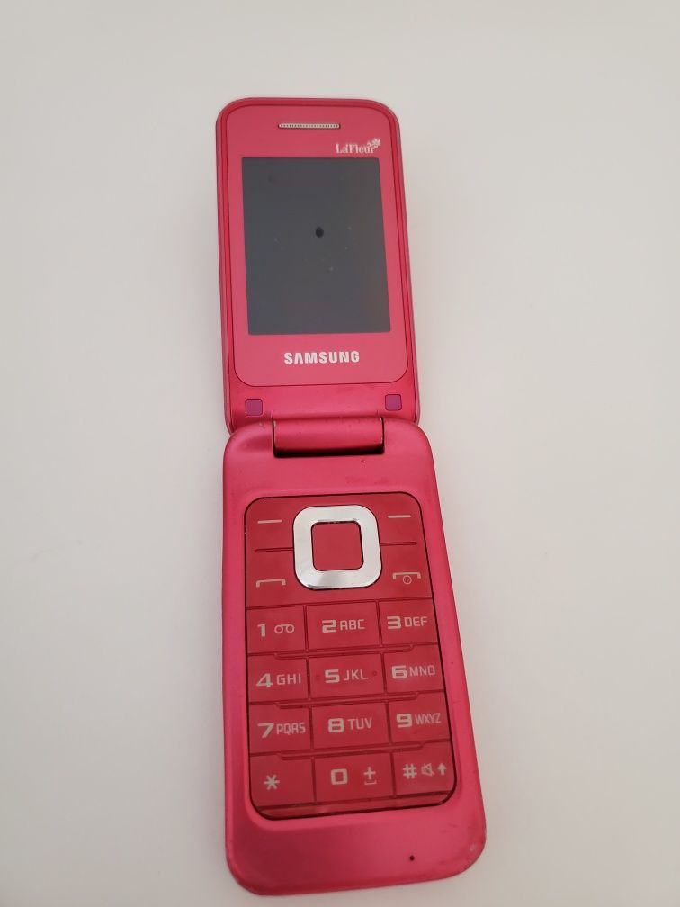 Телефон Samsung GT-C3520