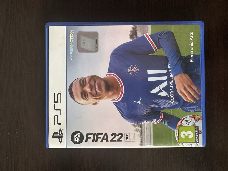 Продавам Fifa22 за ПС5