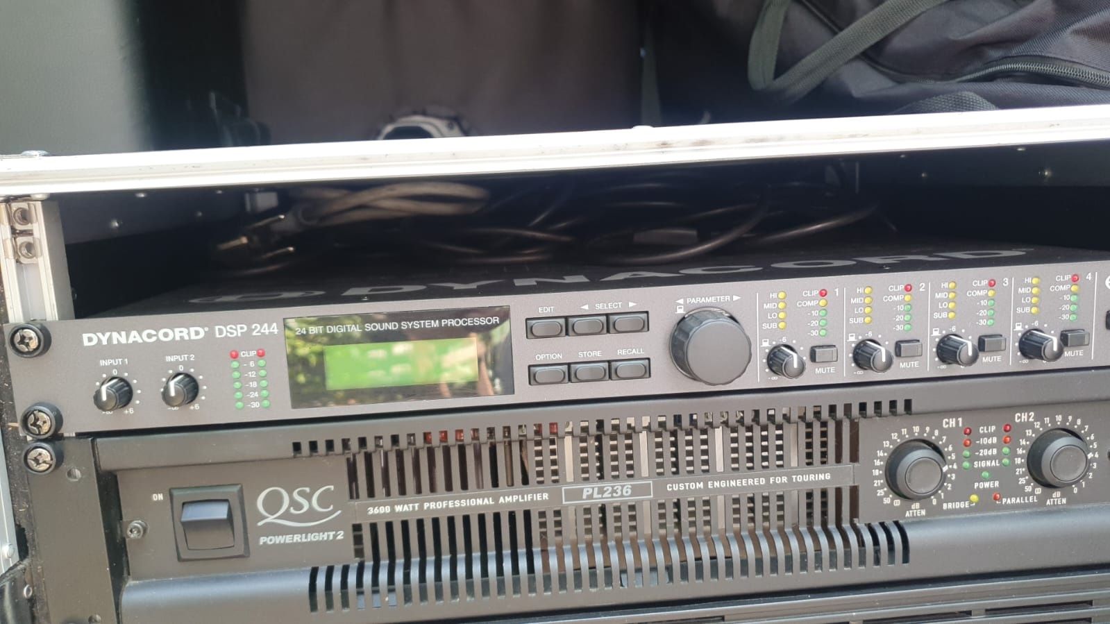 Amplificator  Qsc pl236(lx h2500)