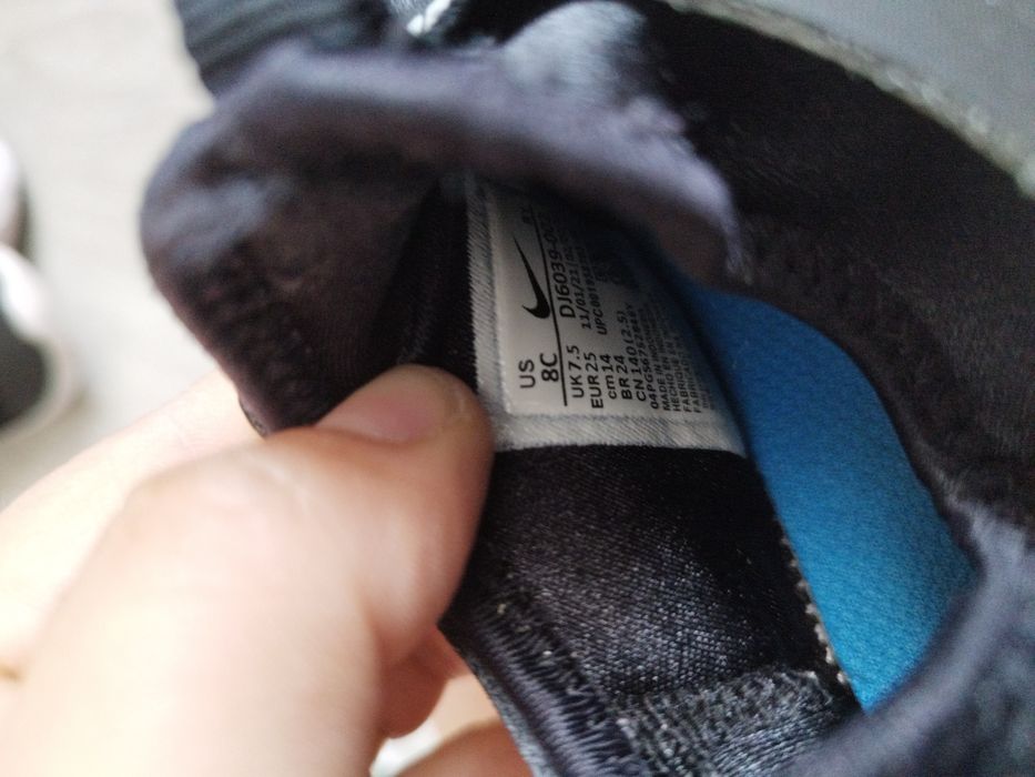 Vând încălțăminte băiat. Detalii la fiecare poză