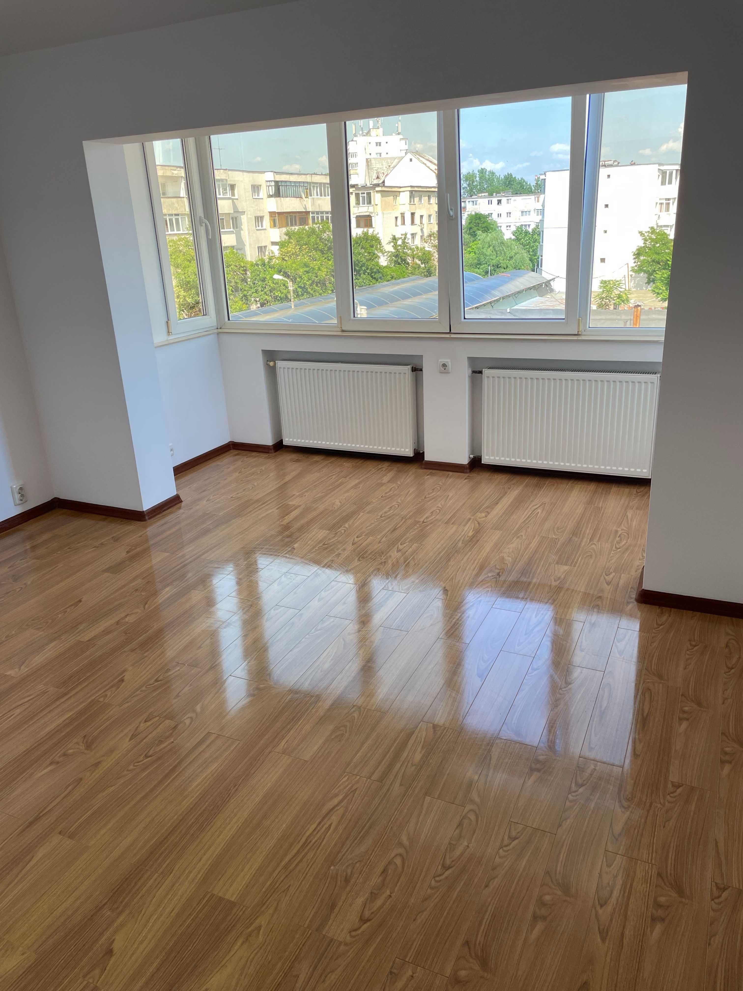 VAND Ap 2 CAM CF1 A Com Renovat de Lux Vizavi Profi Piata Mihai Bravu