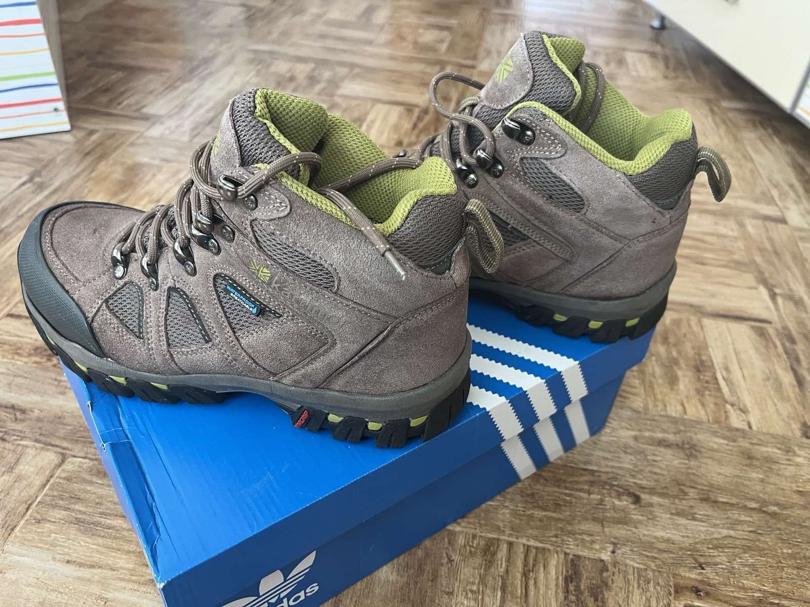 Туристически боти Karrimor