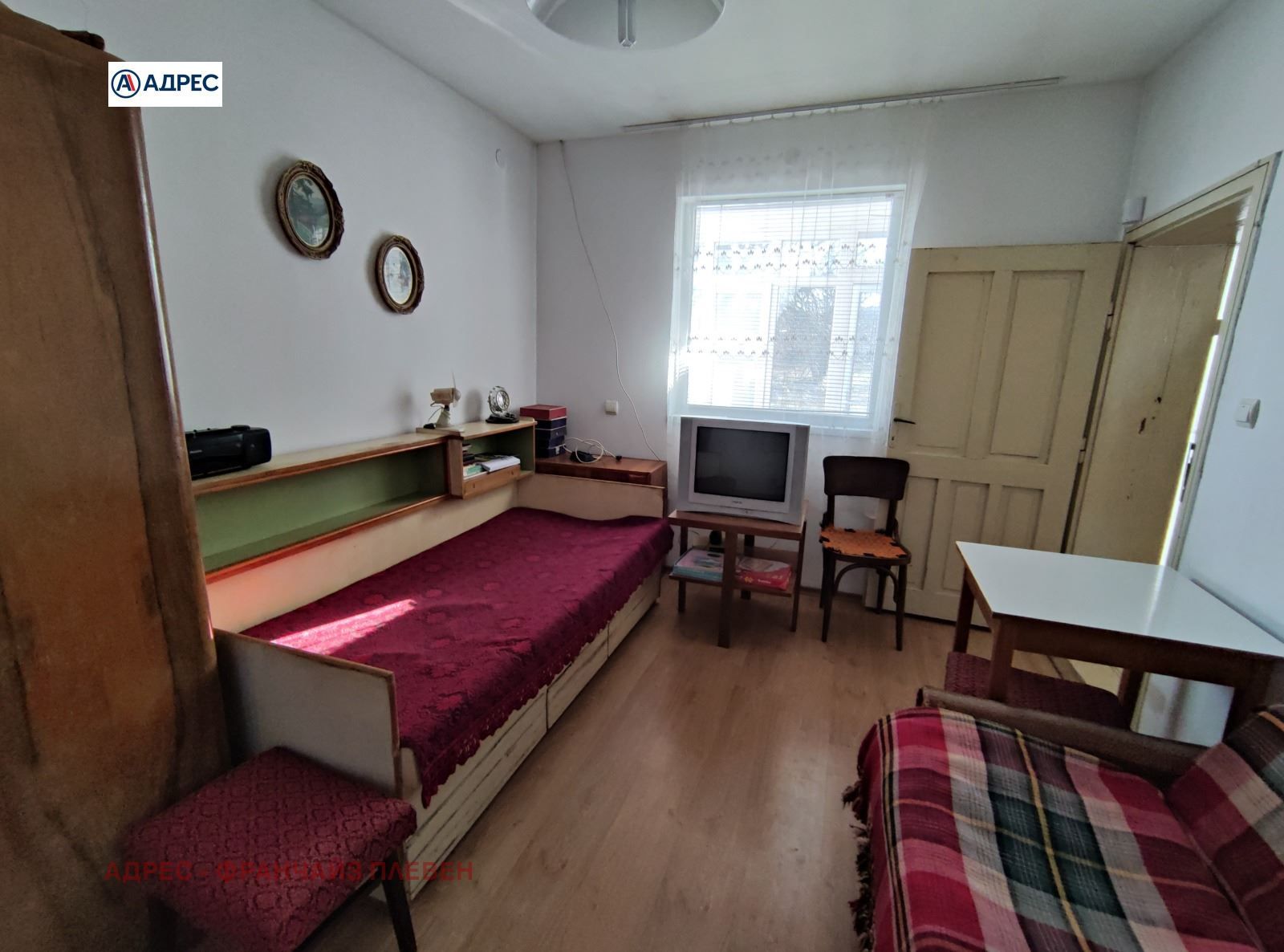 Къща в Плевен, област-гр.Славяново площ 90 цена 42500