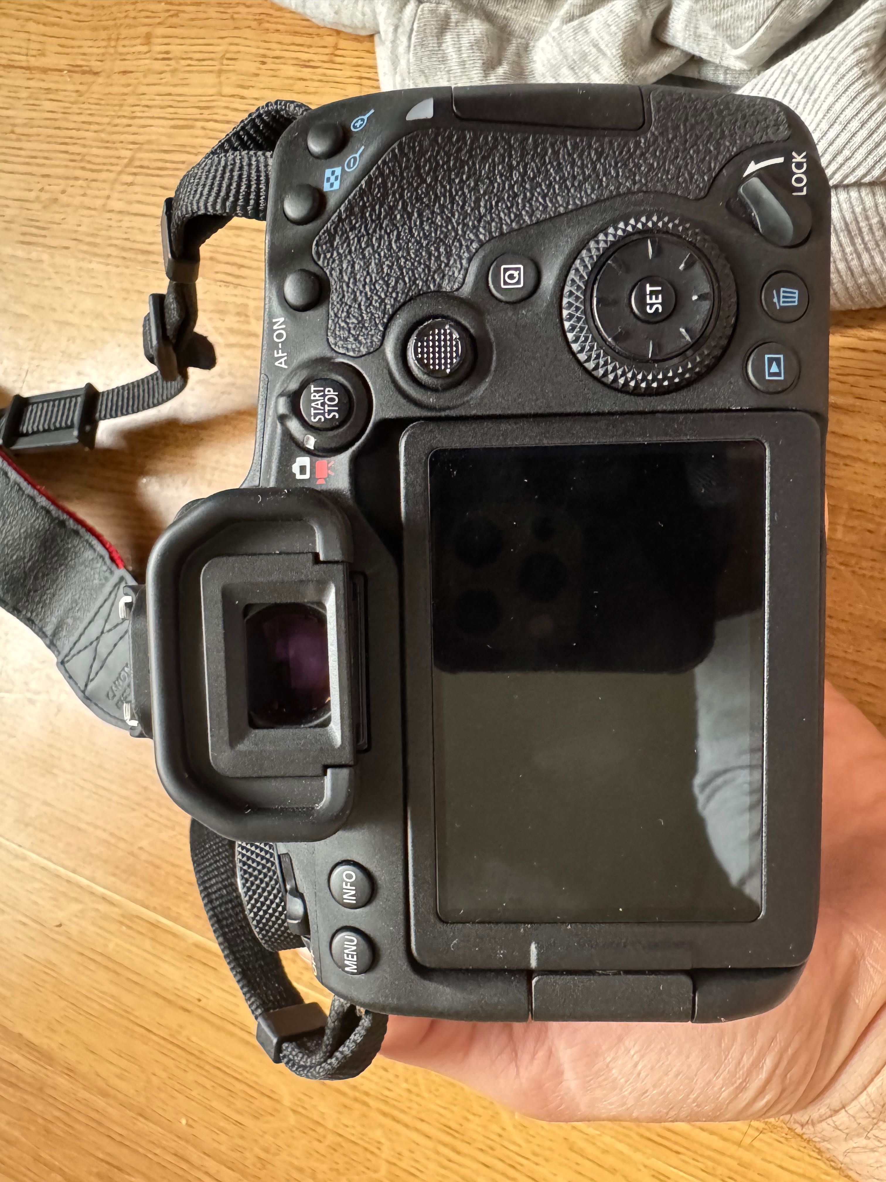 Canon EOS 90D + 18-135mm IS USM | Отлично състояние