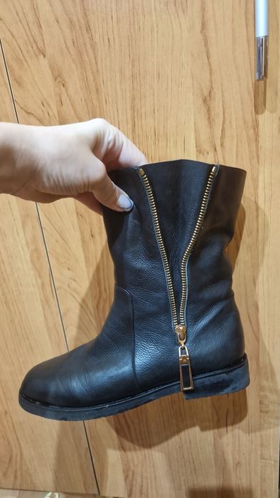 Продам ботинки женские зима