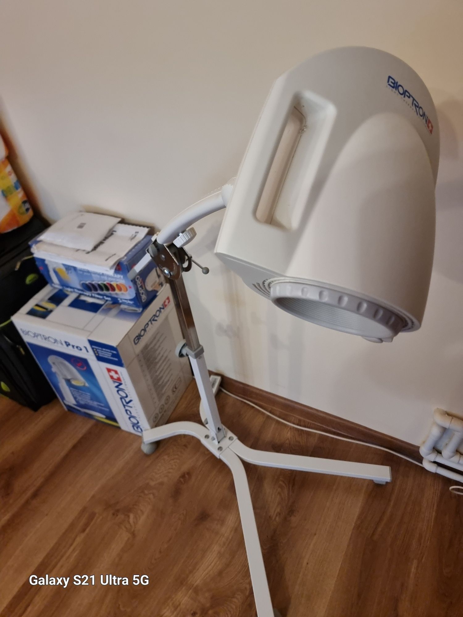 Bioptron Pro.1 super profesional lentila 11 cm cu suport podea pe roti