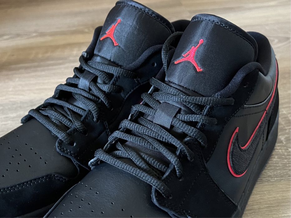 Air Jordan 1 Low Retro Black Red Orbit… marime 45,5