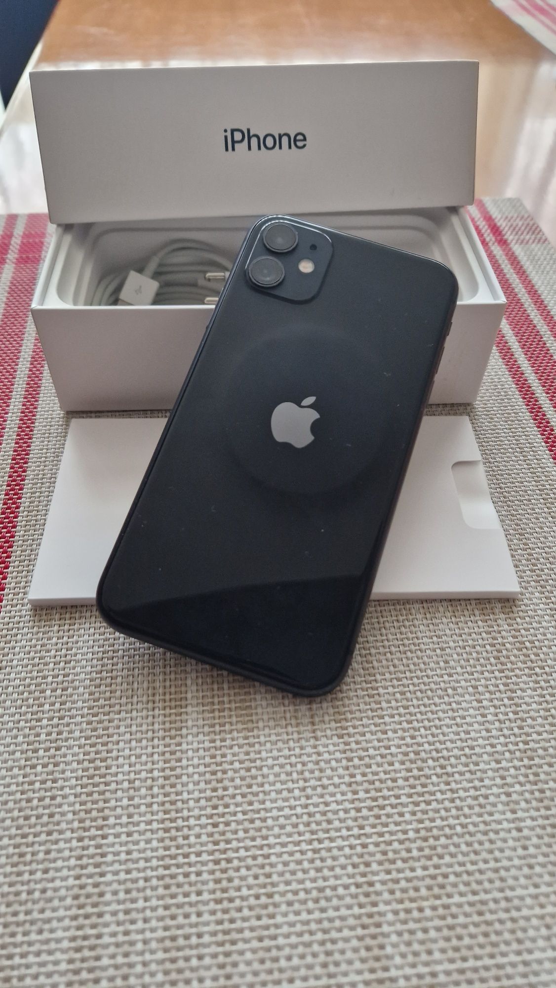 Iphone 11, 64 GB