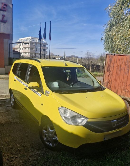 Dacia lodgy 6+1   1.5  дизел   90 к.с  2013 g