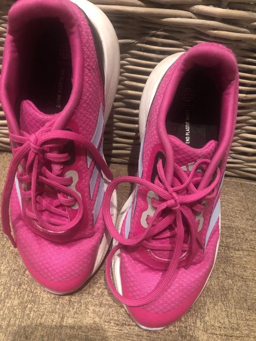 Маратонки Adidas 34 и Asics 34,5