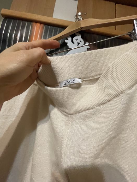 Панталон бял плетиво