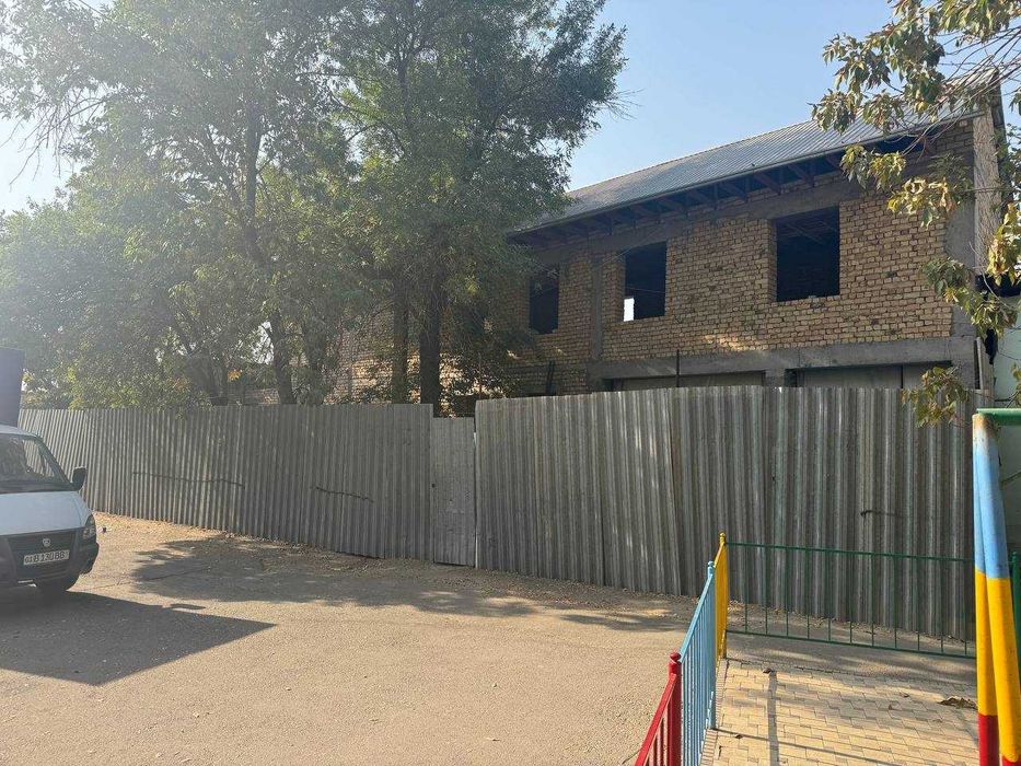 Участка сотилади 4.1 сотих Комолон махалла Дружба