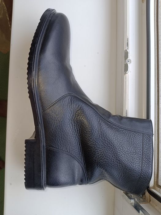 Продам мужские сапоги