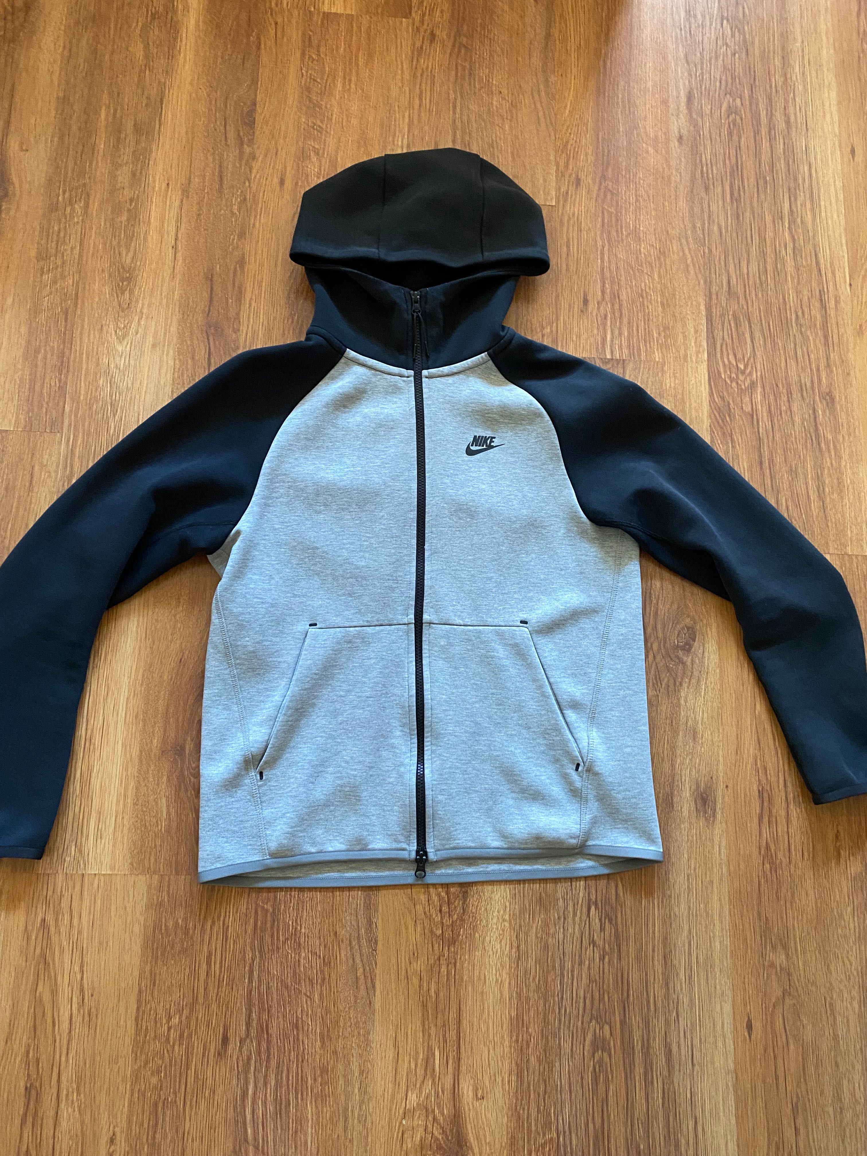 Nike Tech Fleece Old Season S