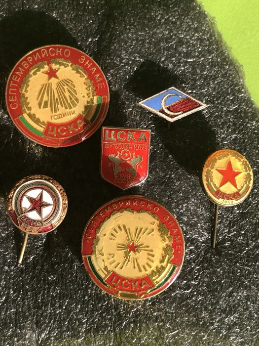 Фуболни значки на ЦСКА СОФИЯ