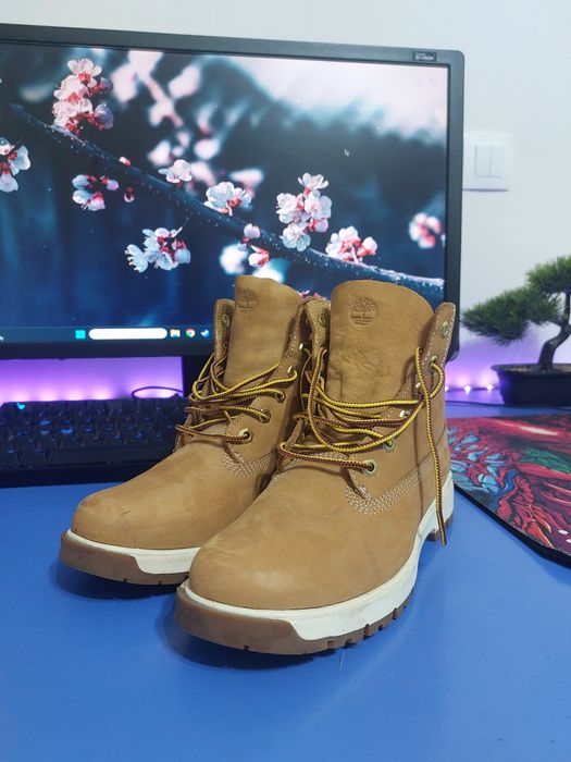Ghete Timberland Femei