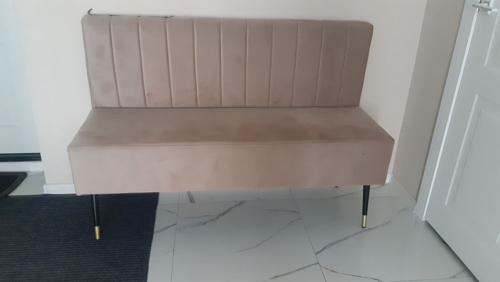 Продам банкетку новая