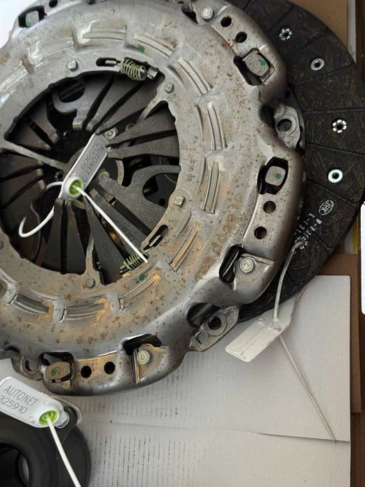 SET AMBREIAJ+VOLANTA LUK Mercedes  SPRINTER 5-t caroserie W906